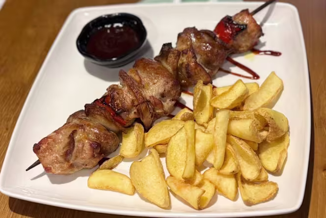 Stube Grill & Pizza - 1