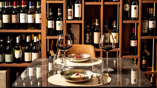 Caveau 14 - Wine Boutique - 0