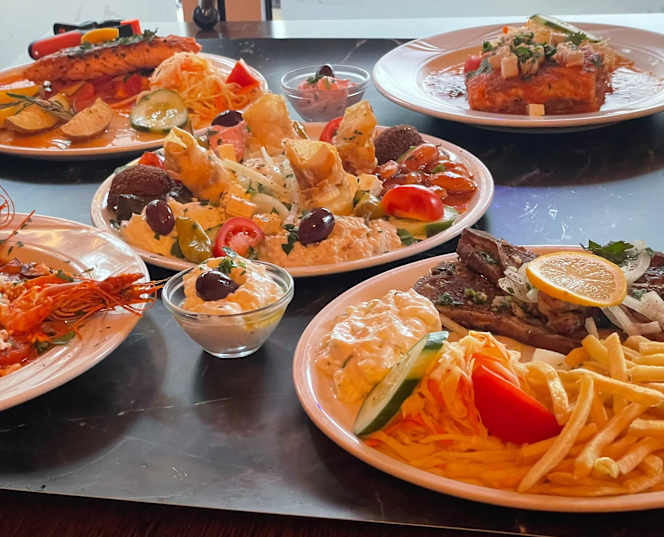 Noahs Taverna - 8