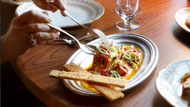 Augustine - La Table du Château - 4