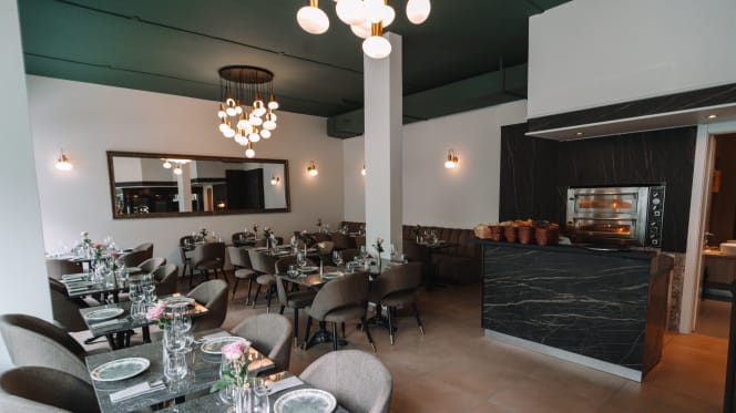 Les Trois Phéniciens - Champel - Geneve - 5