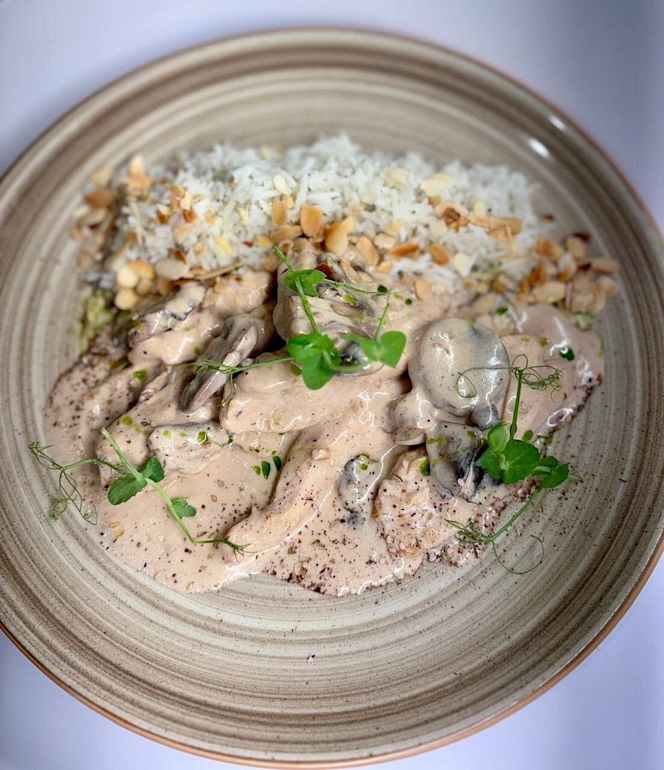 Amora Restaurant - 4