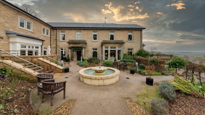 The Clevedon at Ben Rhydding - 7