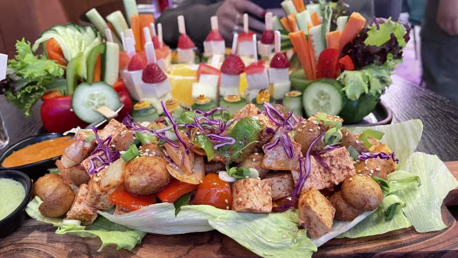 Robo-Bar Asian Grill & Sushi - 5