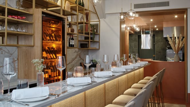 Akabeko - Restaurant - Paris