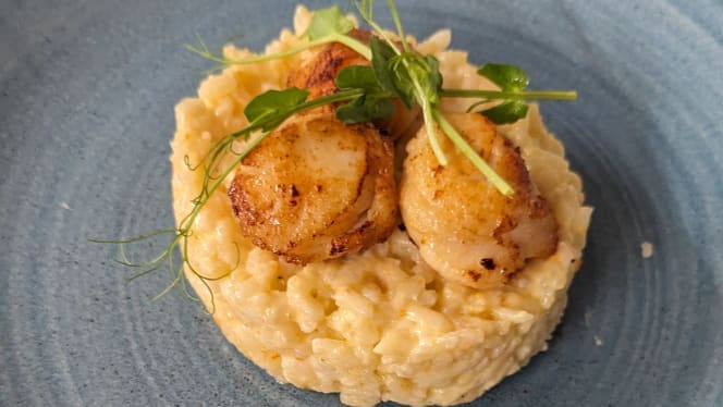 Hotel Restaurant Ô Pervenches - Chambery - 0