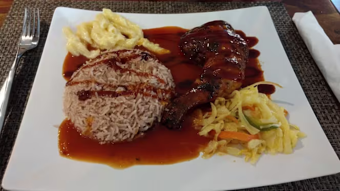 Comie's Caribbean Grill - 3