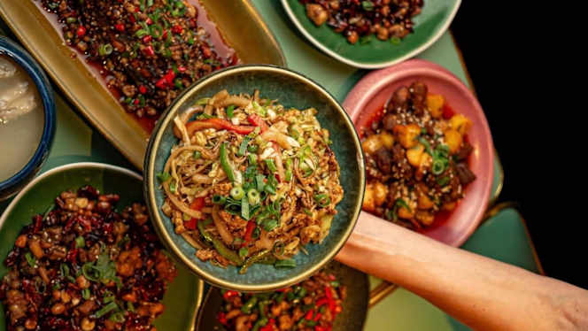 Hammer  - Calle Leganitos 41 - 6