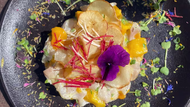 La Tenuta Wine Shop, Bar & Restaurant - 3