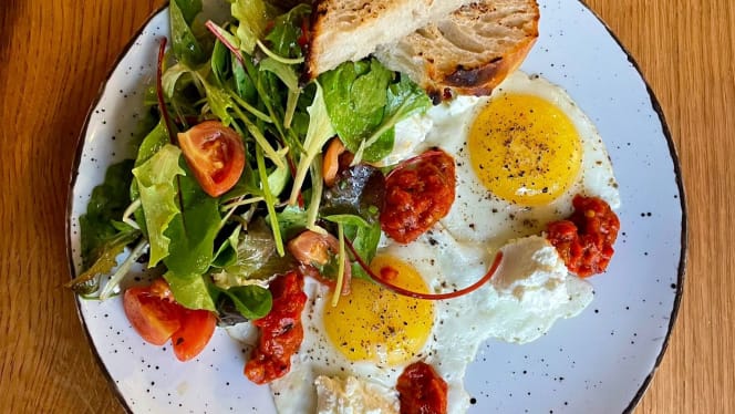 Café Zehnsiebzig - 1