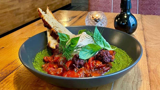 Café Zehnsiebzig - 2