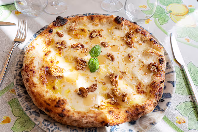 Grill & Pizzeria - 7