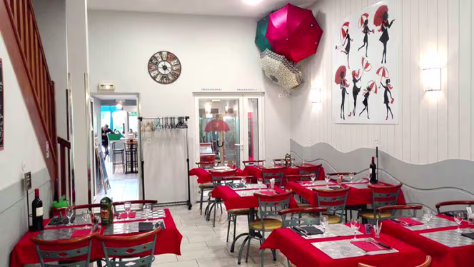 Au Petit Parapluie - 0