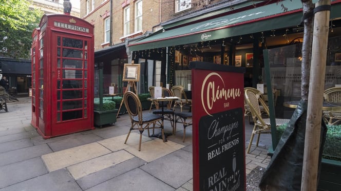 Clémence Cocktail & Champagne Bar - 2