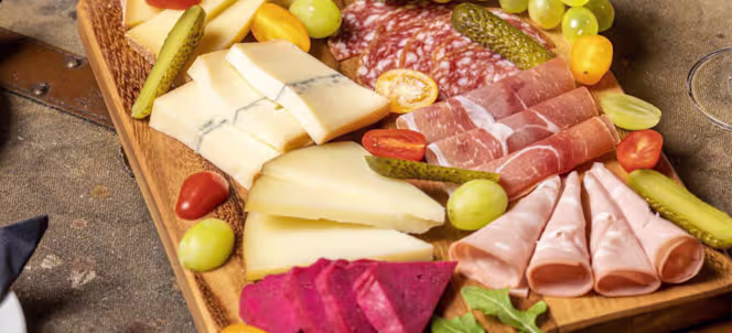 Clémence Cocktail & Champagne Bar - 3