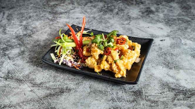 Dee Thai Restaurant & Bar - 2