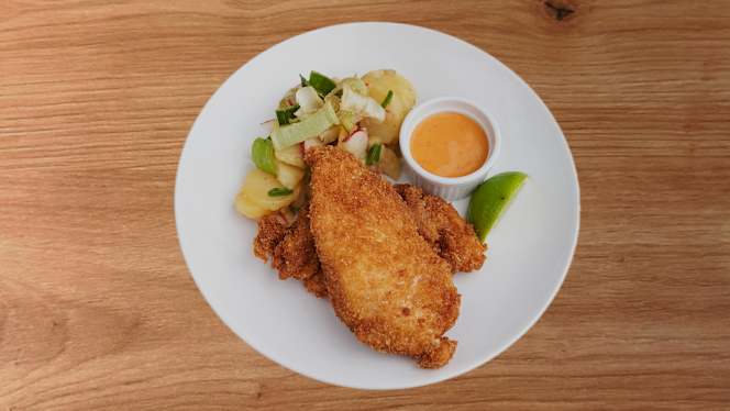 Nah & Fern Fusion Kitchen - 4