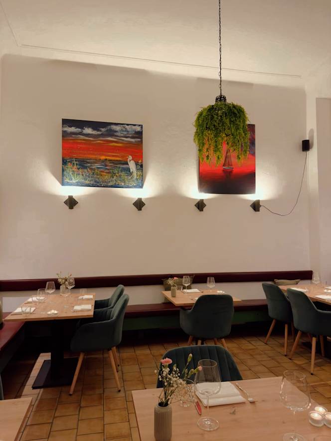 Nah & Fern Fusion Kitchen - 1