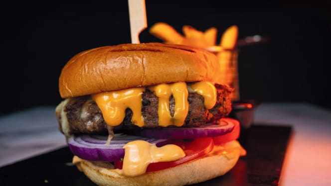 Lebanese Gardens Lounge - 4