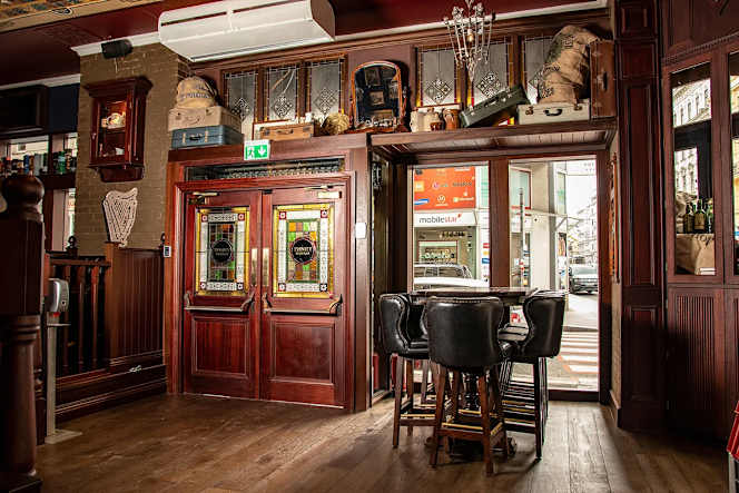 Trinity Pub & Kitchen Vienna - 4