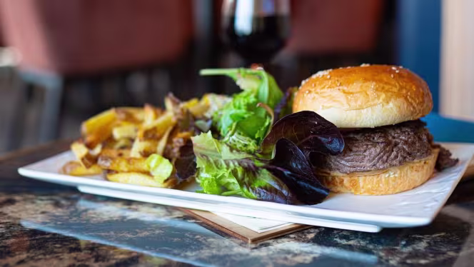 Le BonVivant Pusignan - 4