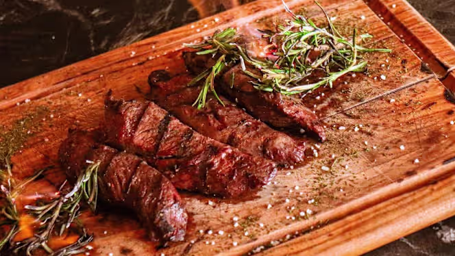 Aurora Steakhouse - 4