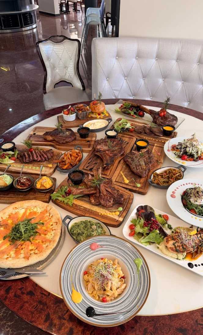 Vera Steakhouse - 7