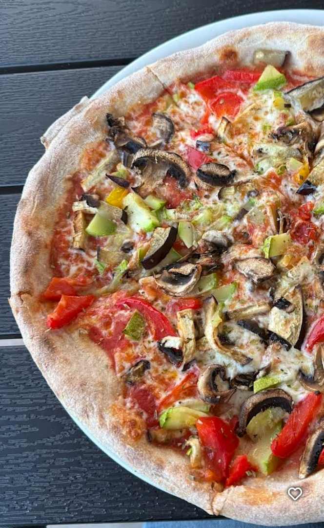Más Que Pizza - 5