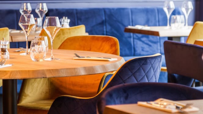 Au Coin! Bistrot Bar Chic - 4