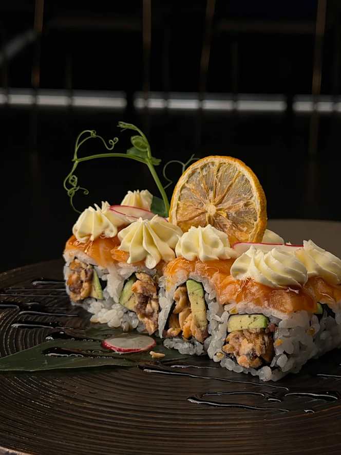 Huh Cocktail Bar - 7