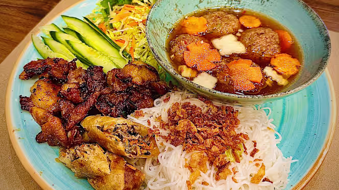 Pho Vietnam (Muntaner)  - 8