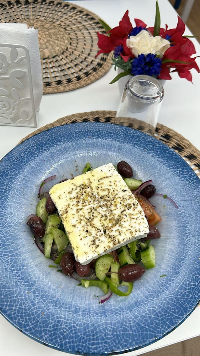 Greek taverna - Gallarate - 7