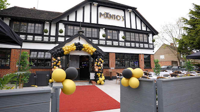 Manto's Meze Bar and Grill - 2