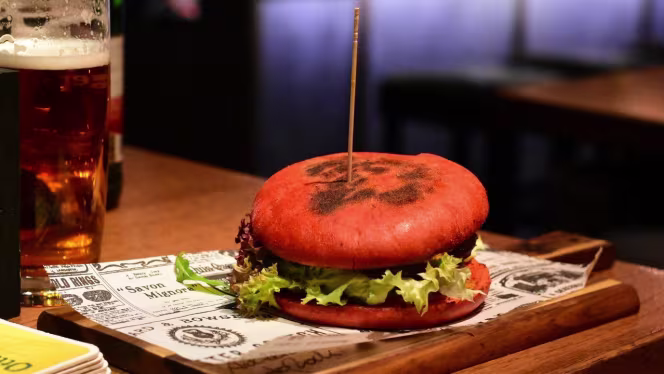 Addicted to Rock Bar & Burger - 8