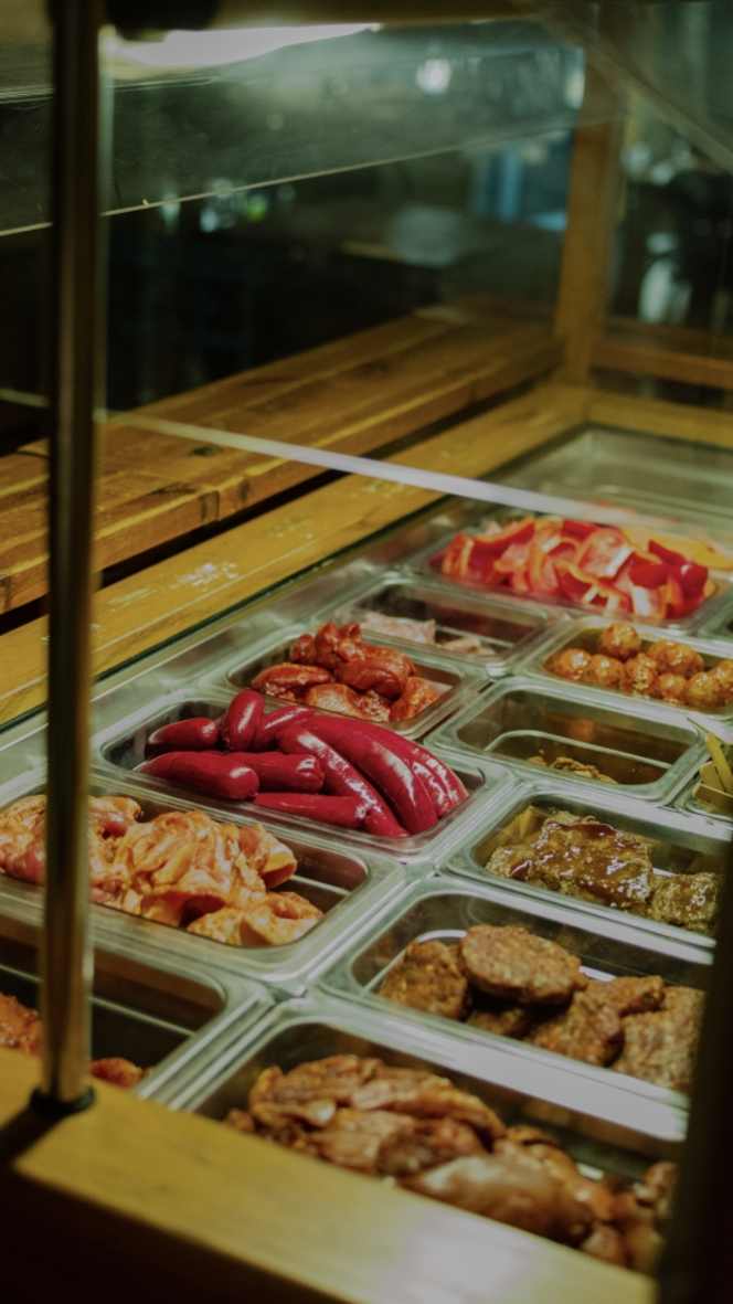 Amigos BBQ Restaurant - 5