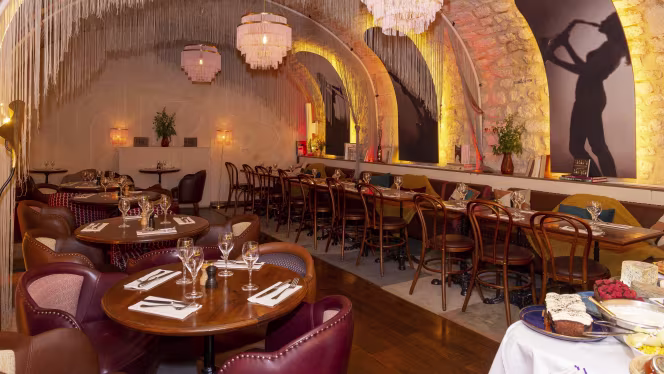 Louise de Saint Germain des Près - Paris - 4