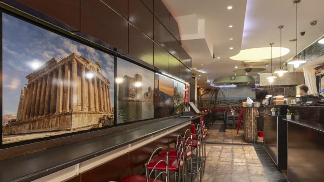 Soor Lebanese Restaurant - 9