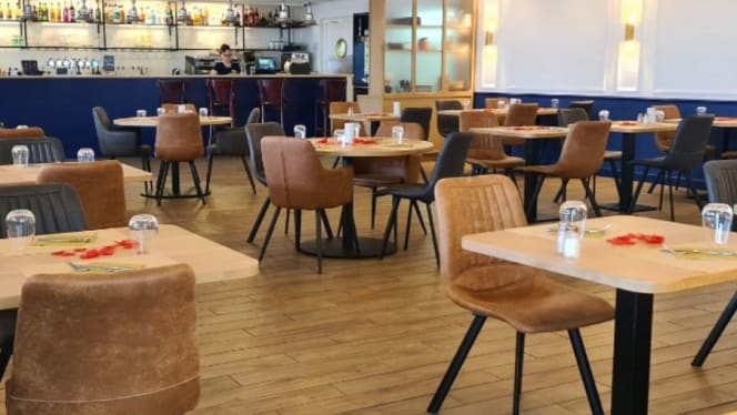 Les Trois Voiles - 6