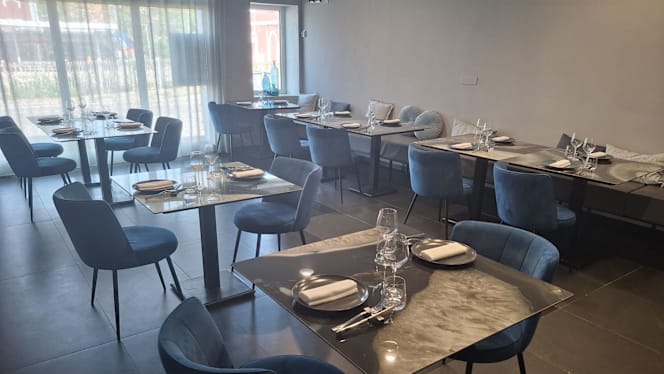 Jonathan Restaurant - 6