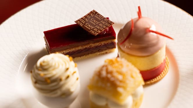 Café Royal Grill - 4