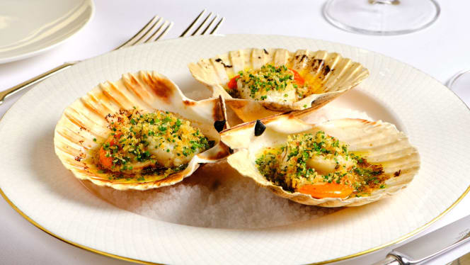 Café Royal Grill - 6