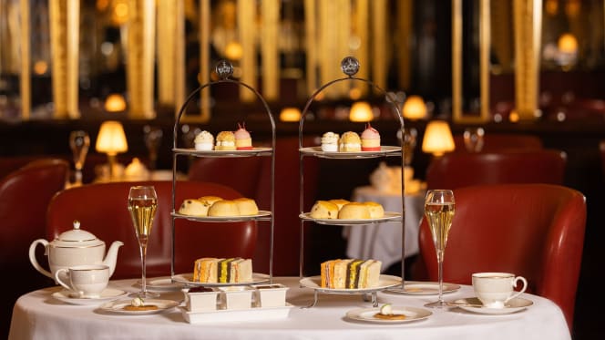 Café Royal Grill - 8