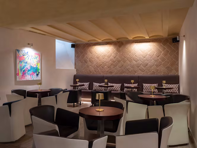 El Candil Lounge Bar - 3