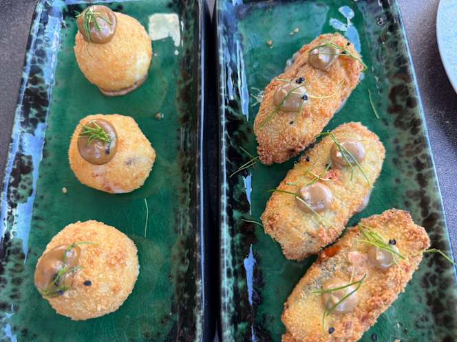 Kalamarè Fish Tapas Restaurant - 3