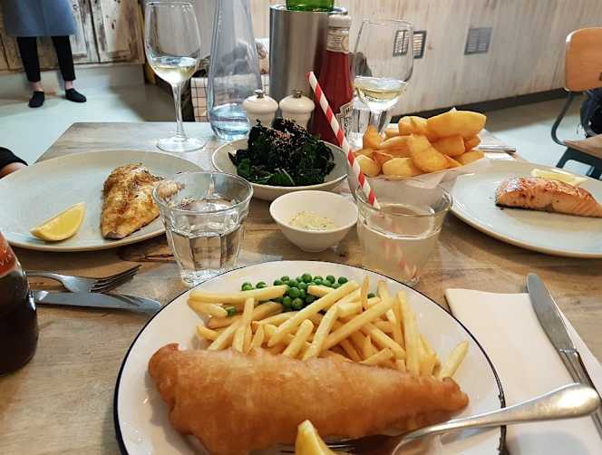 Lure Fish Kitchen - 1