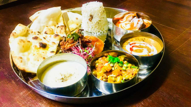 Rasna Restaurant - 6