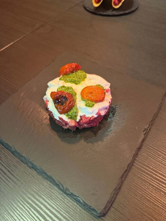 Malè Modern Brasserie - 2