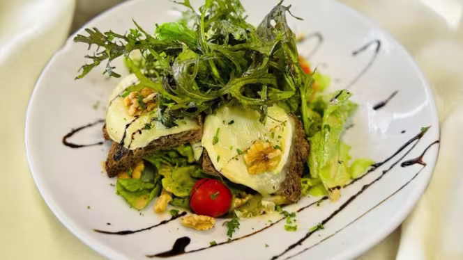 Cafe de la Ficelle - 2