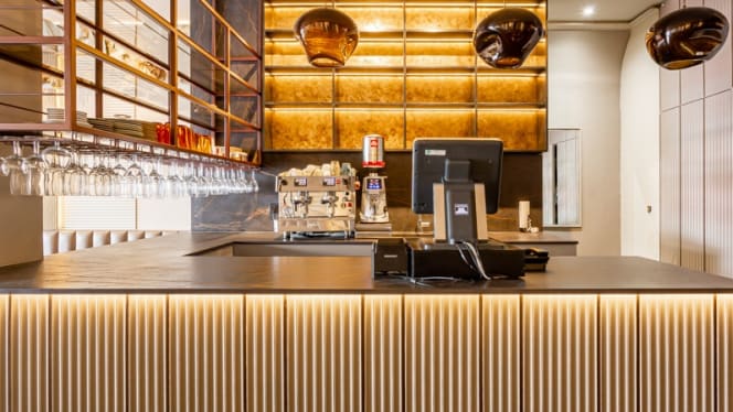 Beirut  Knightsbridge Restaurant - 3