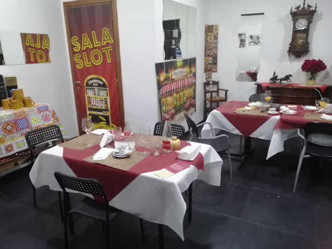 Caffè via Napoli Ristobar - 1